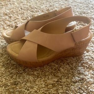 CL by Laundry DREAM GIRL WEDGE SANDAL